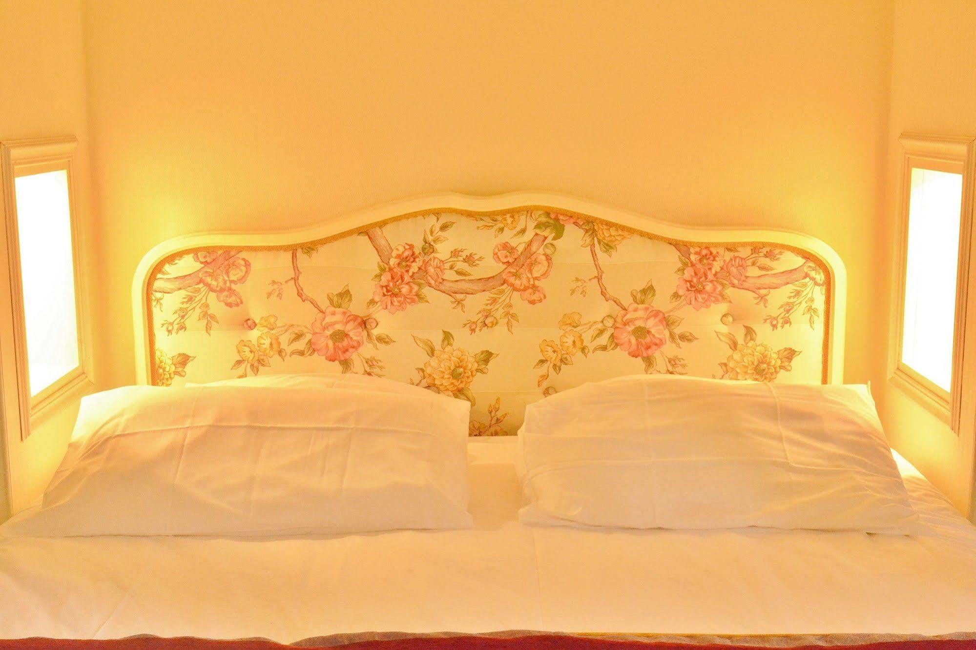 Chambres D'Hotes Domaine Du Hameau Baylesse Saint-Jean-d'Aigues-Vives Eksteriør bilde